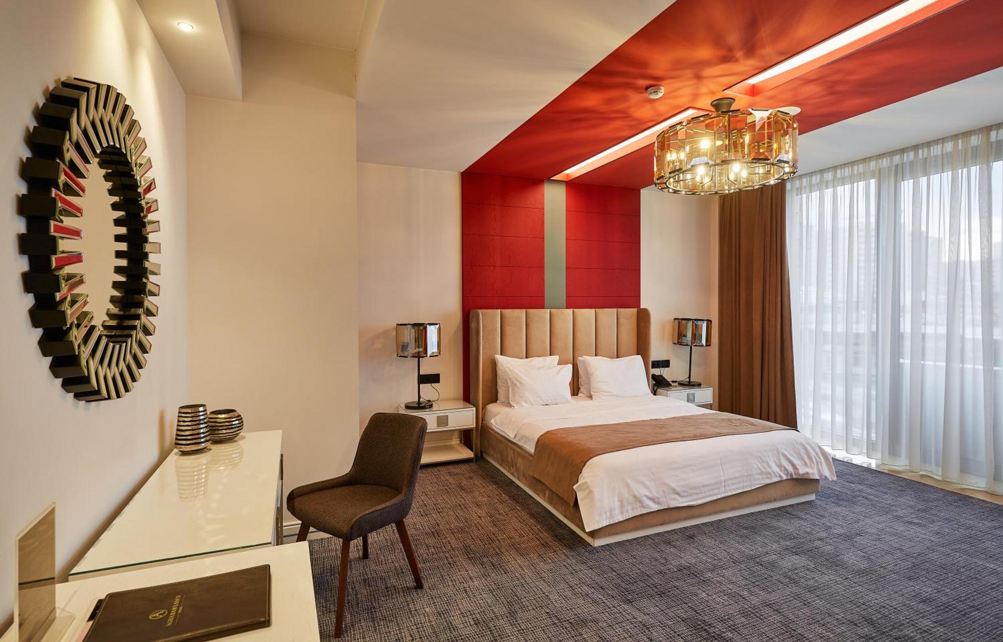 Aghababyan'S Hotel Erévan Extérieur photo A room at the hotel